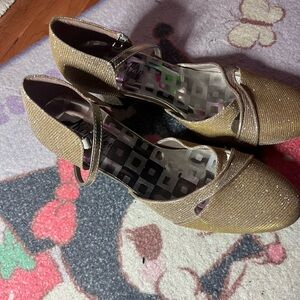 Source Unknown Glittering Gold Heels